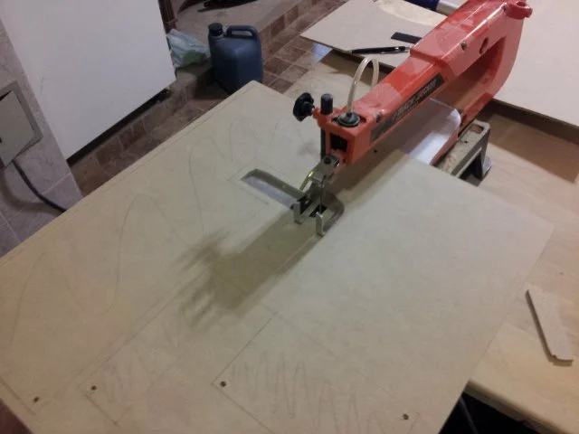 Wood Cutting for mdf Cabinet with Bench Cleaver